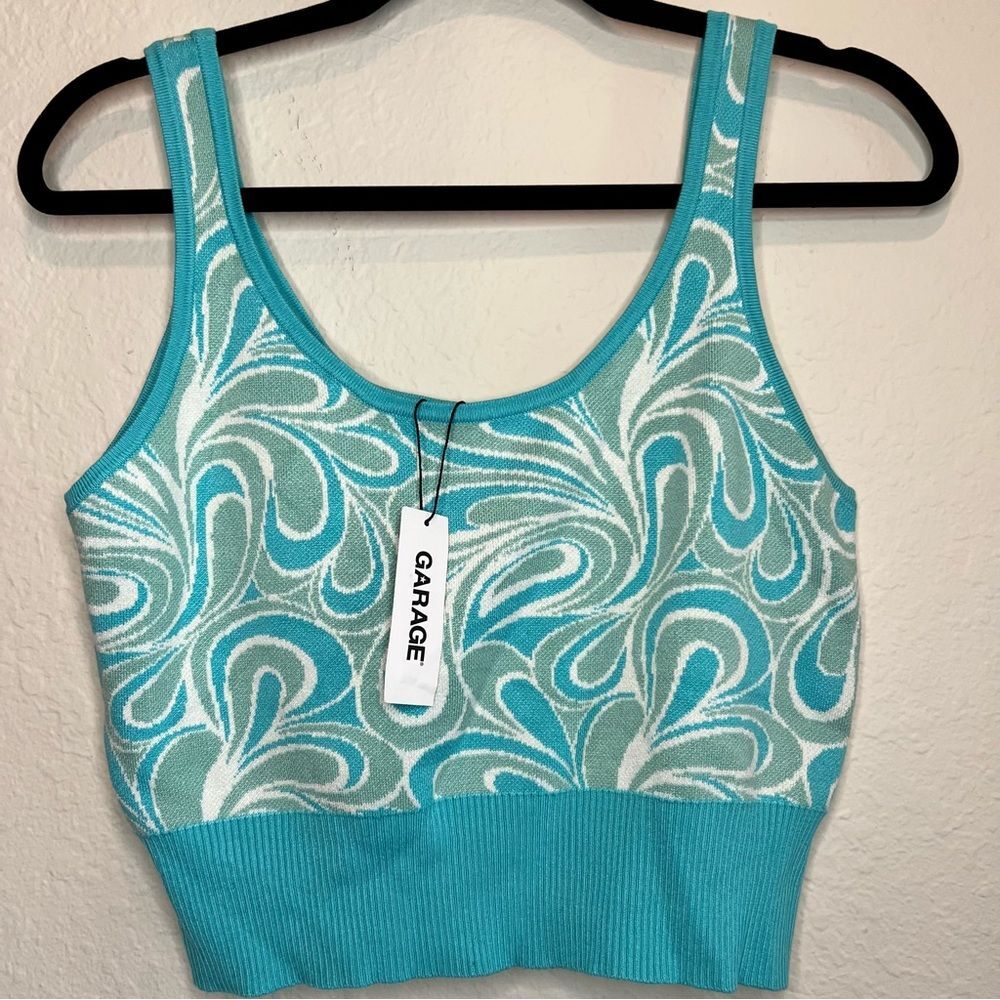 NWT GARAGE knit cropped tank 💚 size large